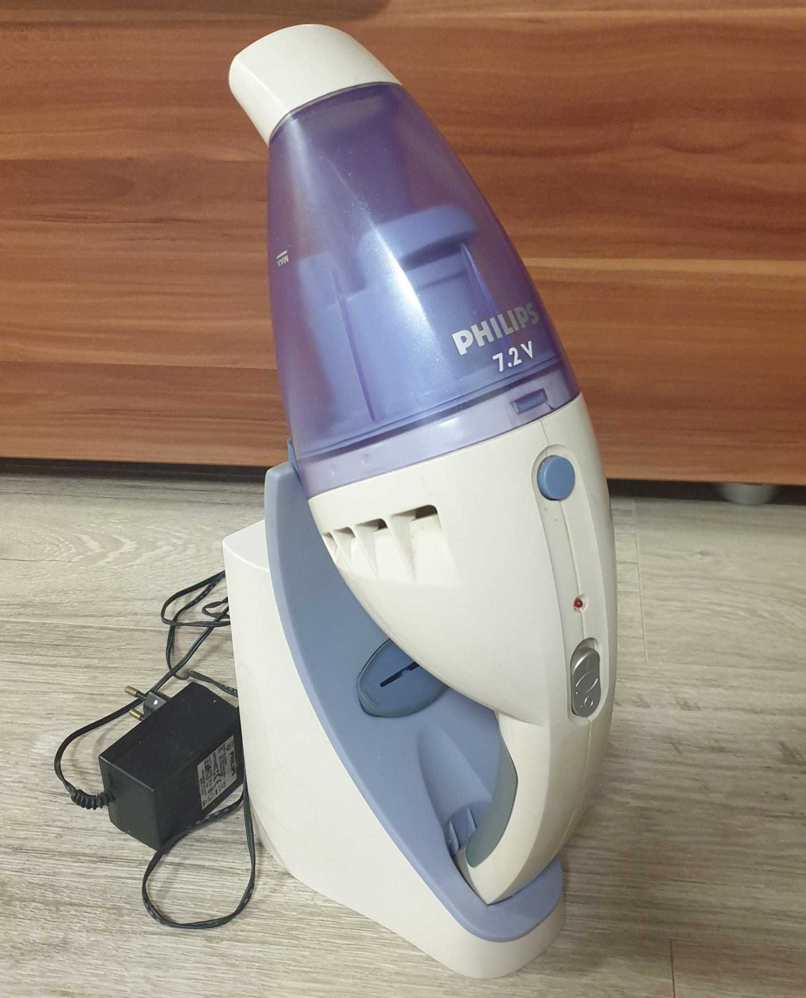 mini aspirator portabil Philips 7.2v