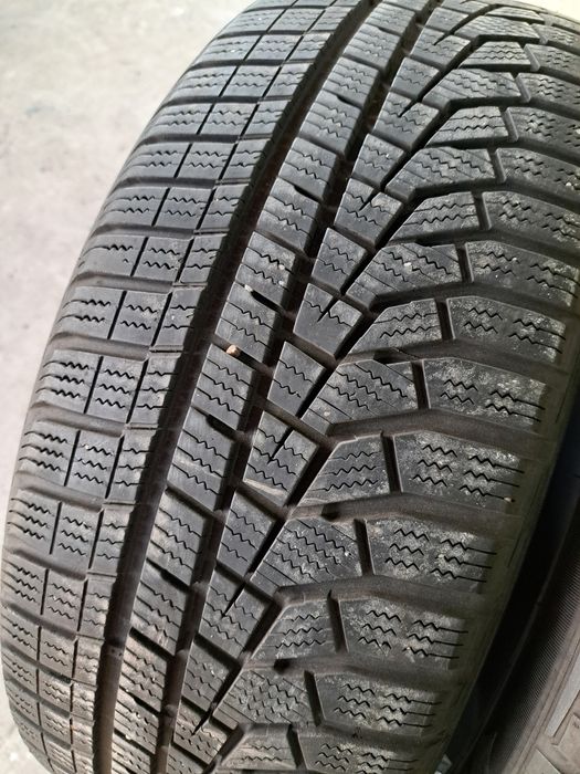 2 anvelope iarnă 205 55 r17 Hankook