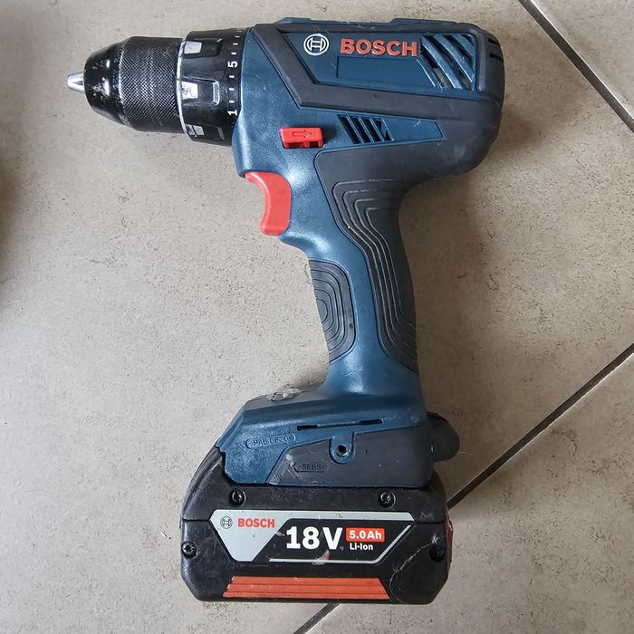 Masina gaurit/însurubat professionala Bosch GSR 18V-28