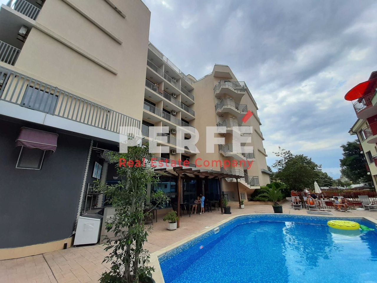 Продава се Двустаен апартамент в к.к. Слънчев бряг - 62 кв.м за 1081 €/кв.м - Снимка #6
