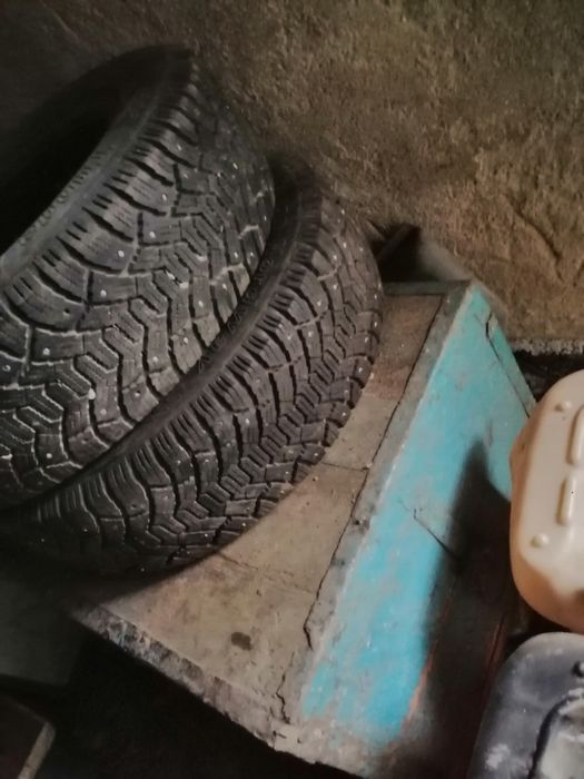 Продам резину 195 /65/15