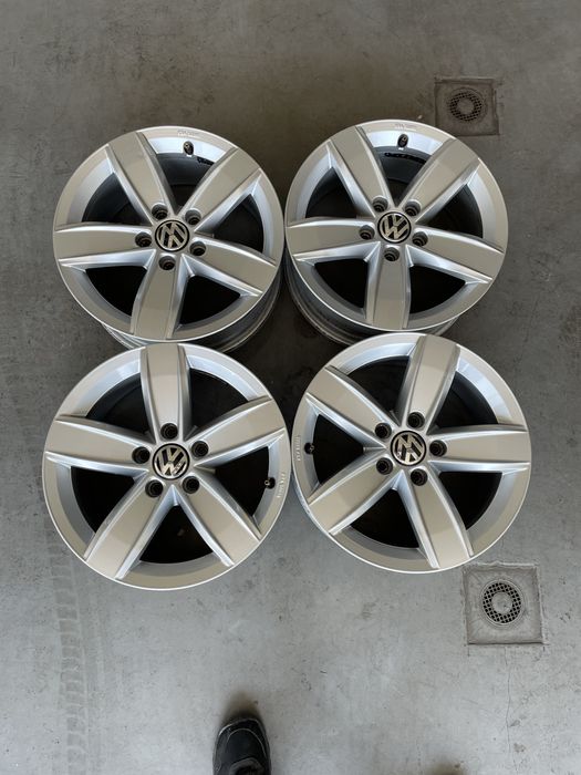 Jante VW Golf 5,6,7,8, Touran, Sharan, Caddy, Jetta, Skoda, Seat R16