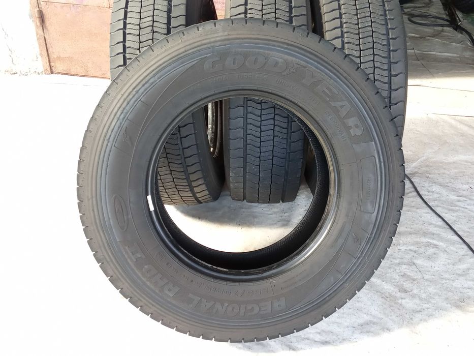 4 тежкотоварни гуми 285/70 R19.5 Goodyear Regional RHD 2 146/144L M+S
