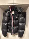 Geaca Moncler marimea 3