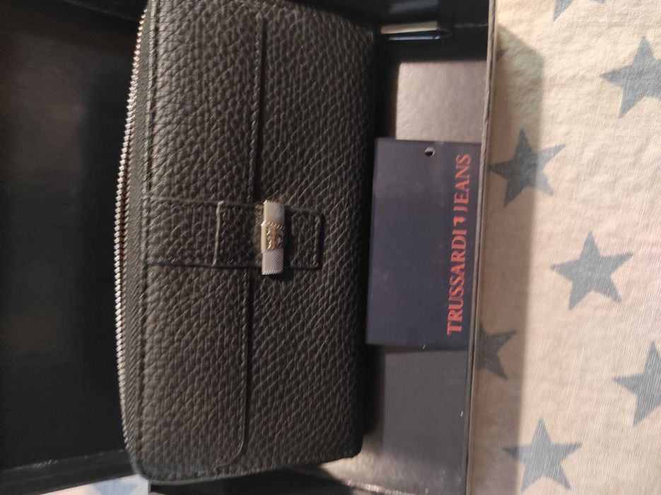 Дамско кожено портмоне