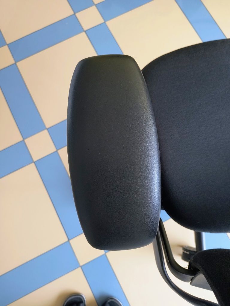 Steelcase Leap V1 Chair, Fully Loaded Black (ергономичен офис стол)