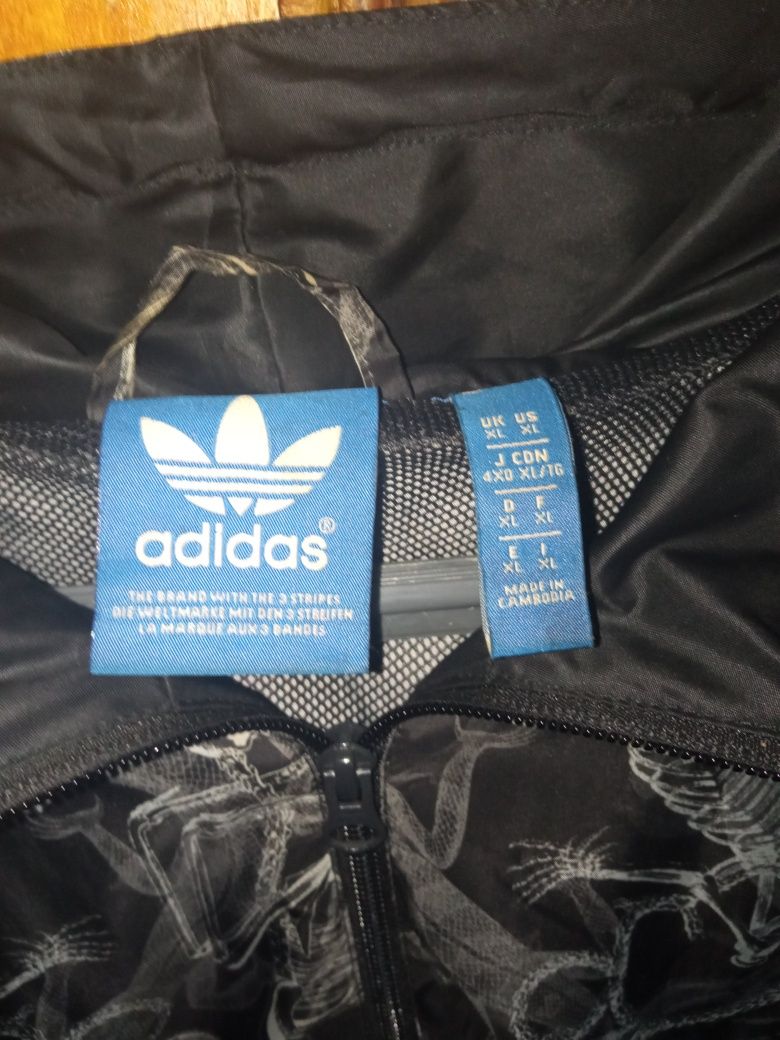 Яке Adidas оригинално