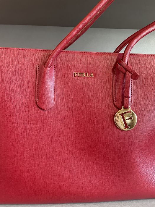 Furla чанта и раница