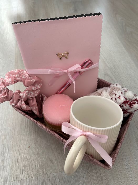 Coș cadou personalizat