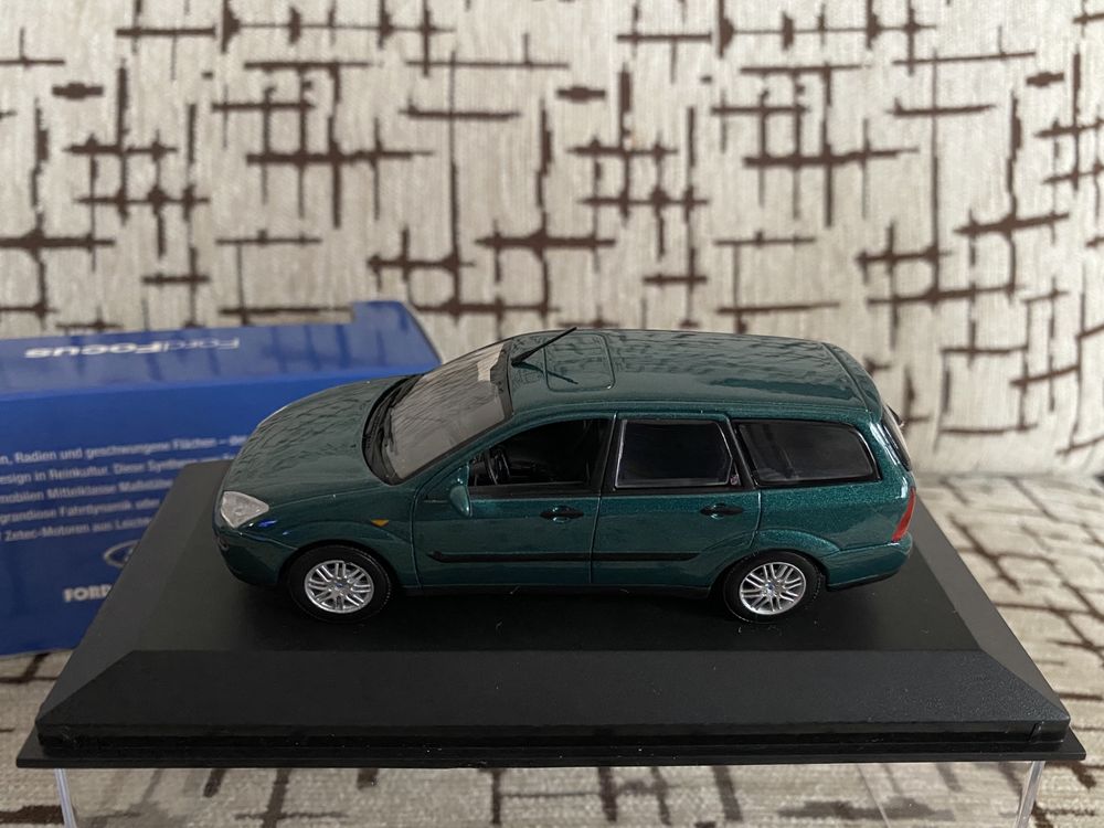 Minichamps Ford Focus macheta din metal scara 1:43