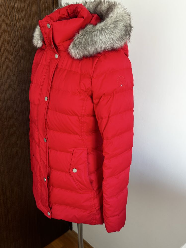 Geaca Tommy Hilfiger puf si pene marime S
