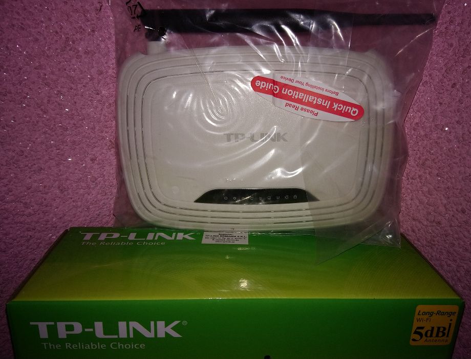 Router wireless N TP-LINK(TL-WR740N) + Switch REPOTEC(RP-1708K) CADOU!