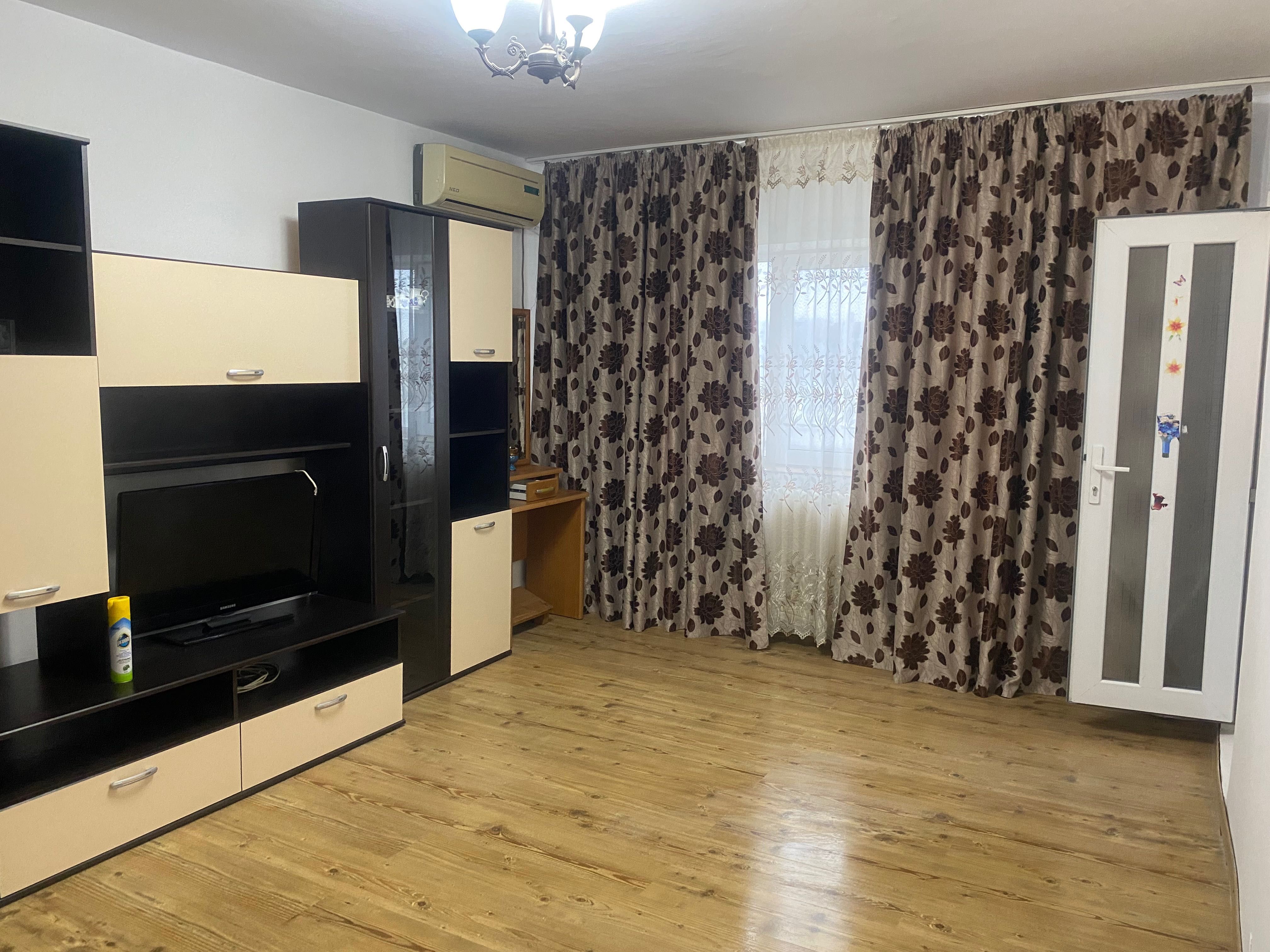 Apartament de vânzare în Cernavoda, 3 camere