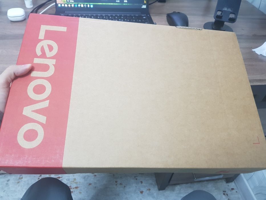 Lenovo Thinkpad E14 Gen 7 32GB DDR5 512 SSD