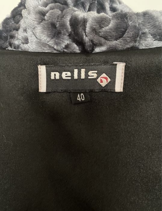 Haină damă-tip capă- nr. 40, model special tip blăniță.