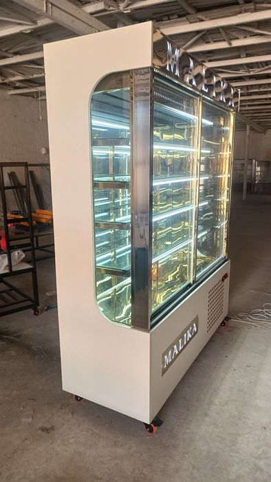 Витрины холодильники