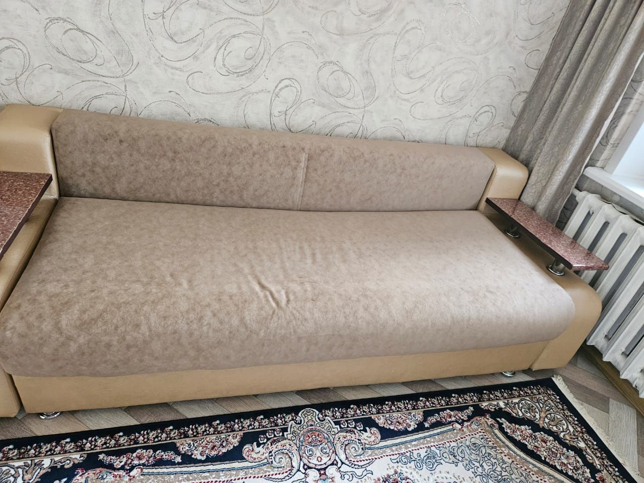 Срочно! Продаем диван