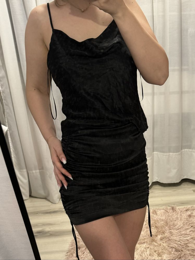 Set / compleu / co-ord zara fusta scurta drapata si top Zara marimea S