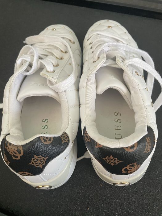 Sneakers / adidasi scurti  GUESS damă, marime 40