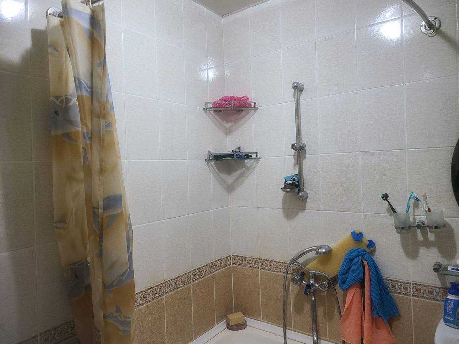 СРОЧНО !! Продаётся квартира в Яшнабаде 3/2/5 ( 78 кв/м ) Тузел 2