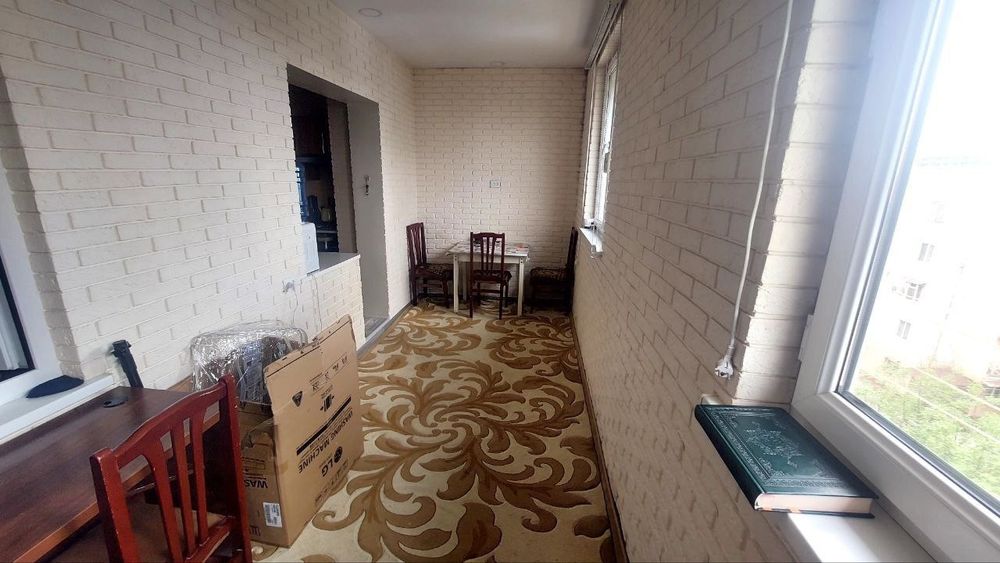 Продам 2 ком Юнусабад 9 квартал