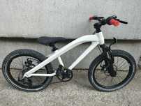 Bicicleta copii BMW JUNIOR 20 Zoll, frane disc alb perlat 6-9 ani