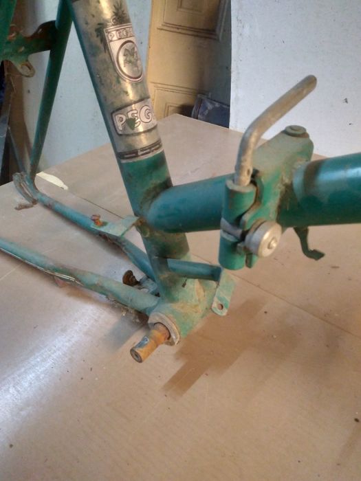 Cadru practic pegas practic