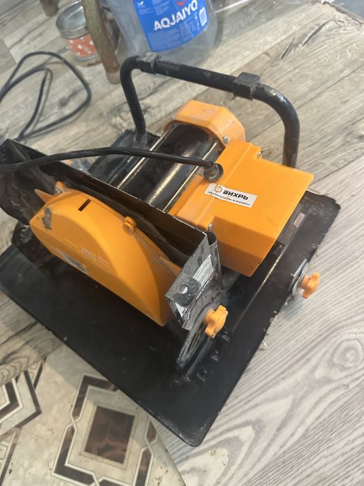 Продам электрический плиткорез