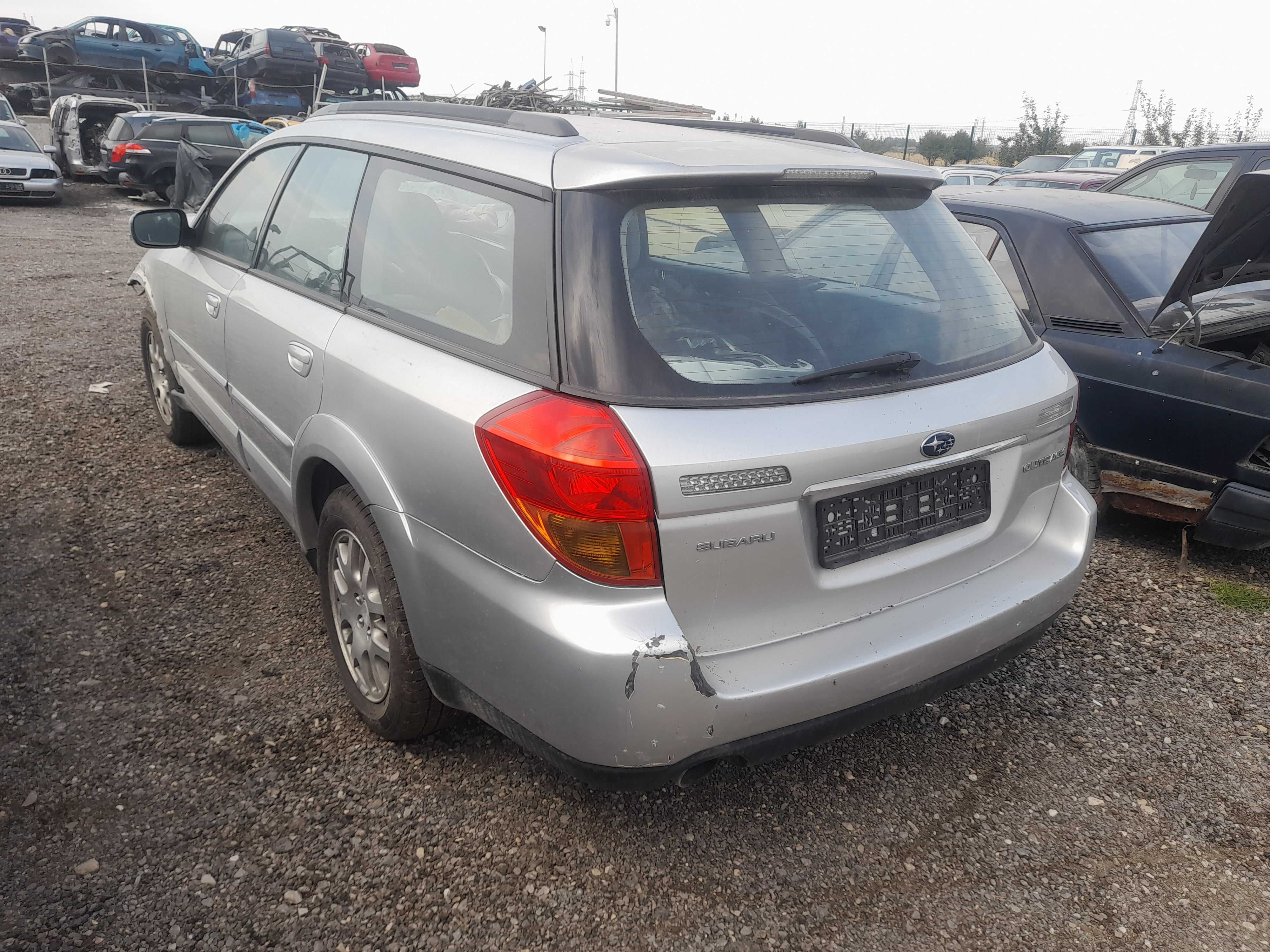 На части!  Subaru OUTBACK 2.5 i AWD