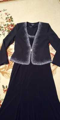 Костюм (платье и пиджак)
Размер 44-46
В отличном состоянии, бисерная в