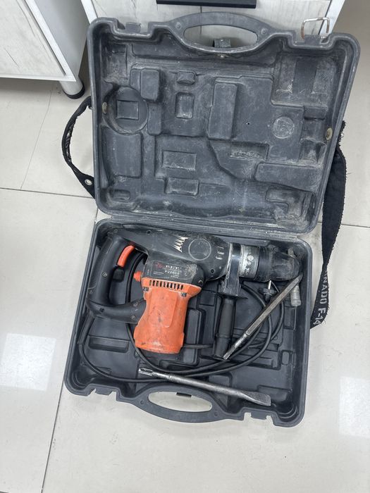 Сдается в аренду перфоратор.