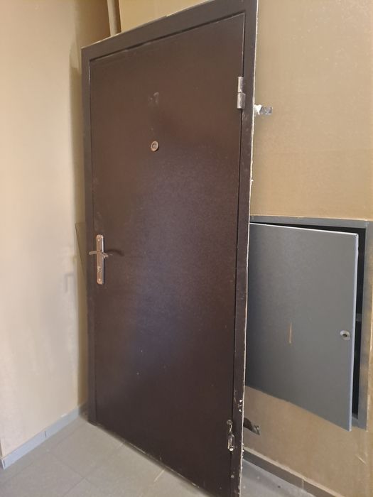 Темір есік сатылады