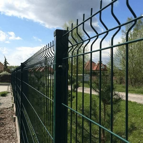 Vând garduri si porți din plasa bordurata