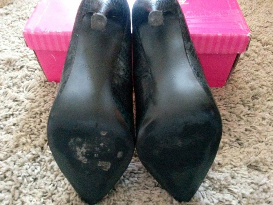 Pantofi Dama Model Fashion PARFOIS Negri cu Toc Black MARIMEA 39 !!!