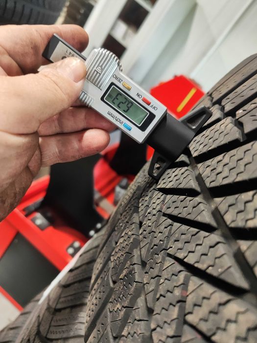 4бр.зимни гуми 255/50/19 Bridgestone