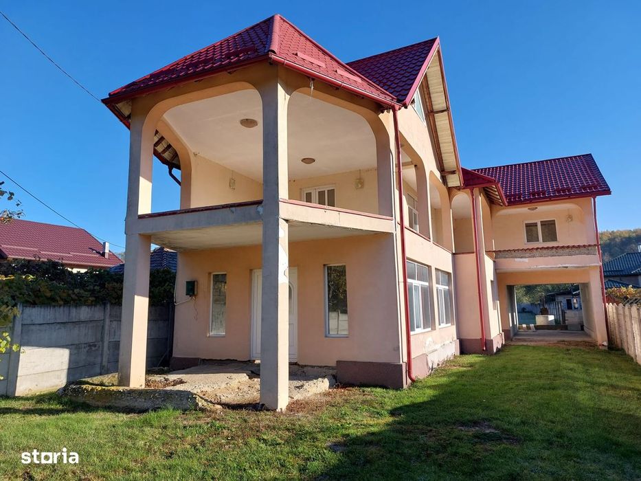 COMISION 0 Casa 169 mp, 1872 mp teren, Vulcana Pandele