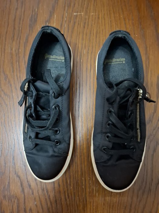 Pantofi sport Stradivarius ,negri  de dama, noi.