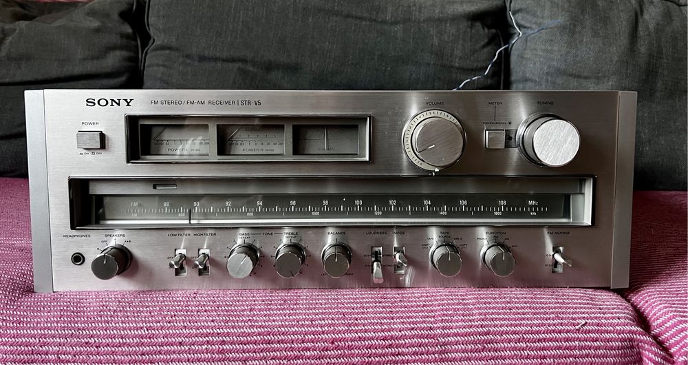 Receiver Sony STR-V5