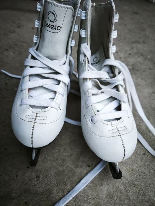 Vând patine artistic Oxelo 31-32 și Riedell 36