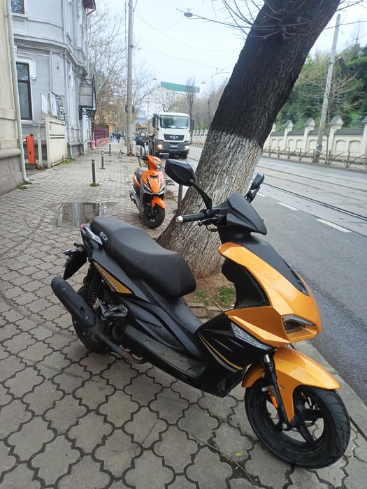 Vand Scuter Benzina BSK Diablo Limitat 25kmh (se conduce fara permis)