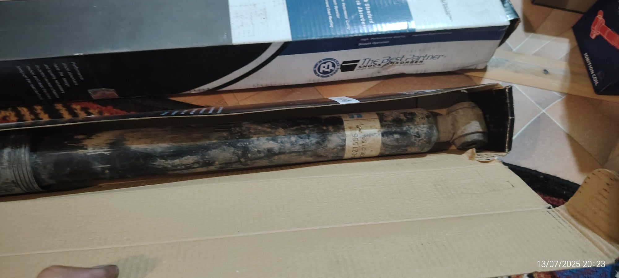 Продам амортизатор W210