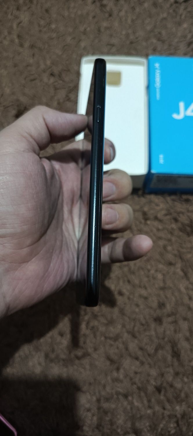 Samsung J4 duos idyall SUPER AMOLED