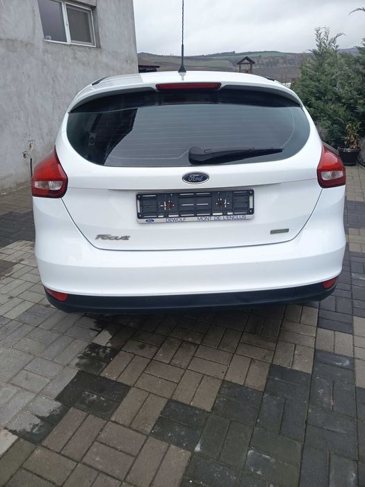 Ford Focus 3 Facelift usor avariata ,deplasabila pe orice distanta