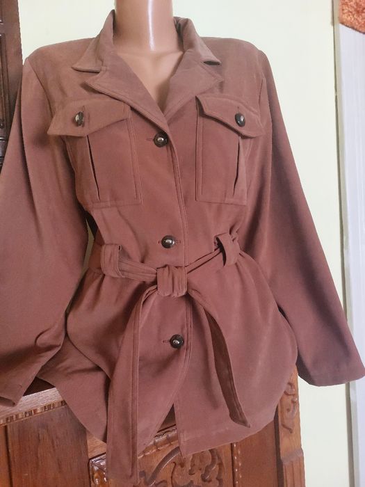 Jacheta superba, culoare de toamna