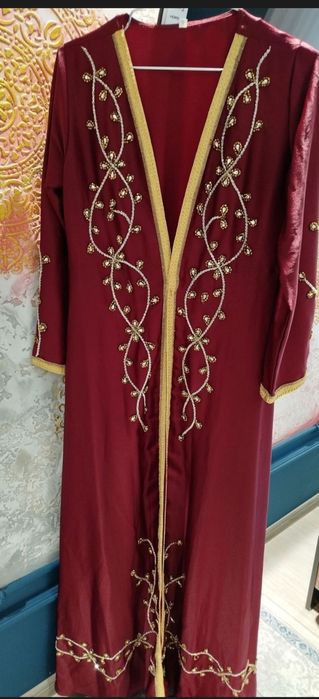 Ансамбль Дубайский,красный цвет