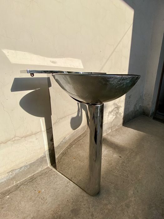 Раковина новая, стеклянная чаша