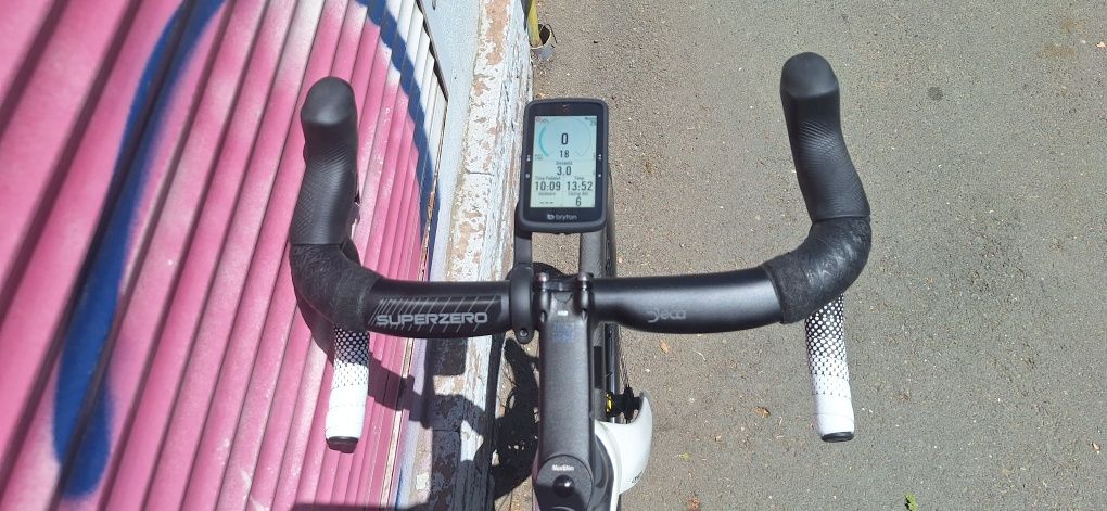 Cursiera Pinarello X 2023 carbon Sram Red eTap AXS 2x12