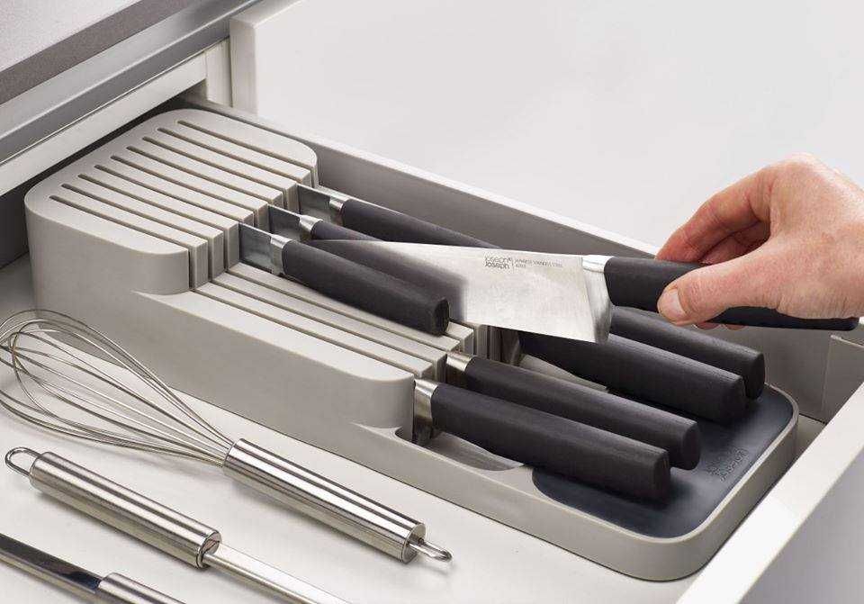 Поставказа ножове на 2 нива с покритие против хлъзгане - до 9 ножа