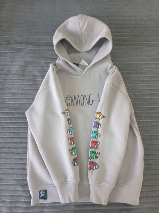 Vând hanorac Among Us 9 ani 134 cm