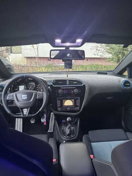 Cupra R 1p CDL 2010